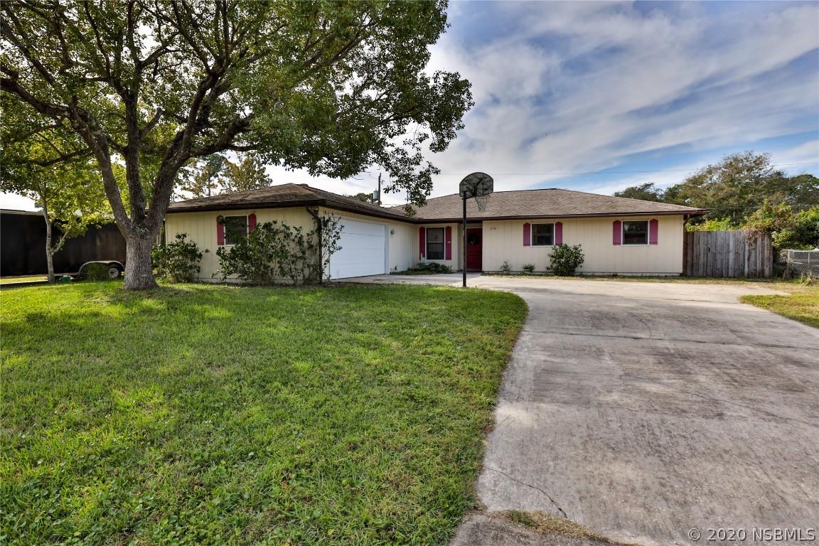 2736 Evergreen Dr., Edgewater, FL 32141