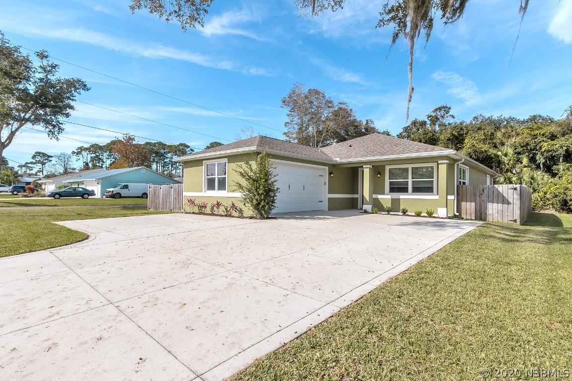 131 Thomas Ave., Edgewater, FL 32132