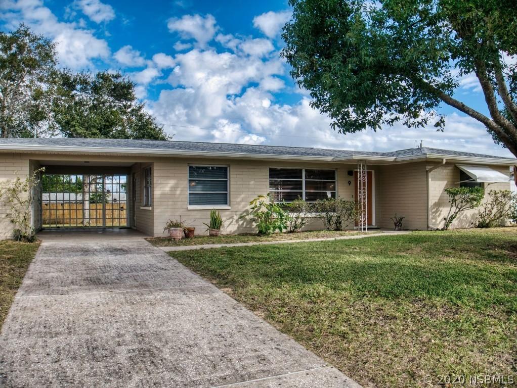 9 Denson Dr., Edgewater, FL 32141