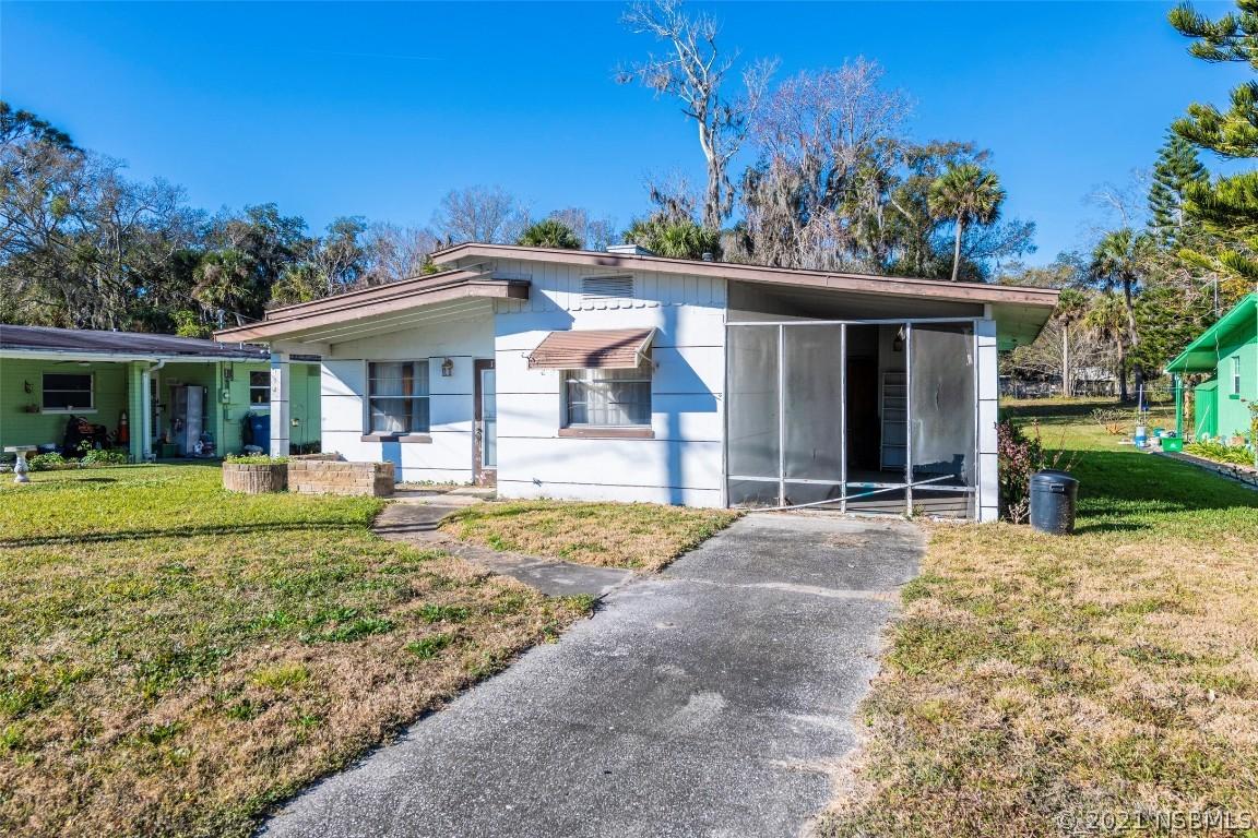 114 Hickory St., New Smyrna Beach, FL 32168