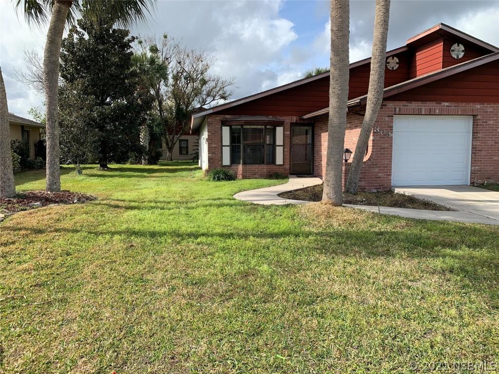 304 Paradise Ln., Edgewater, FL 32132