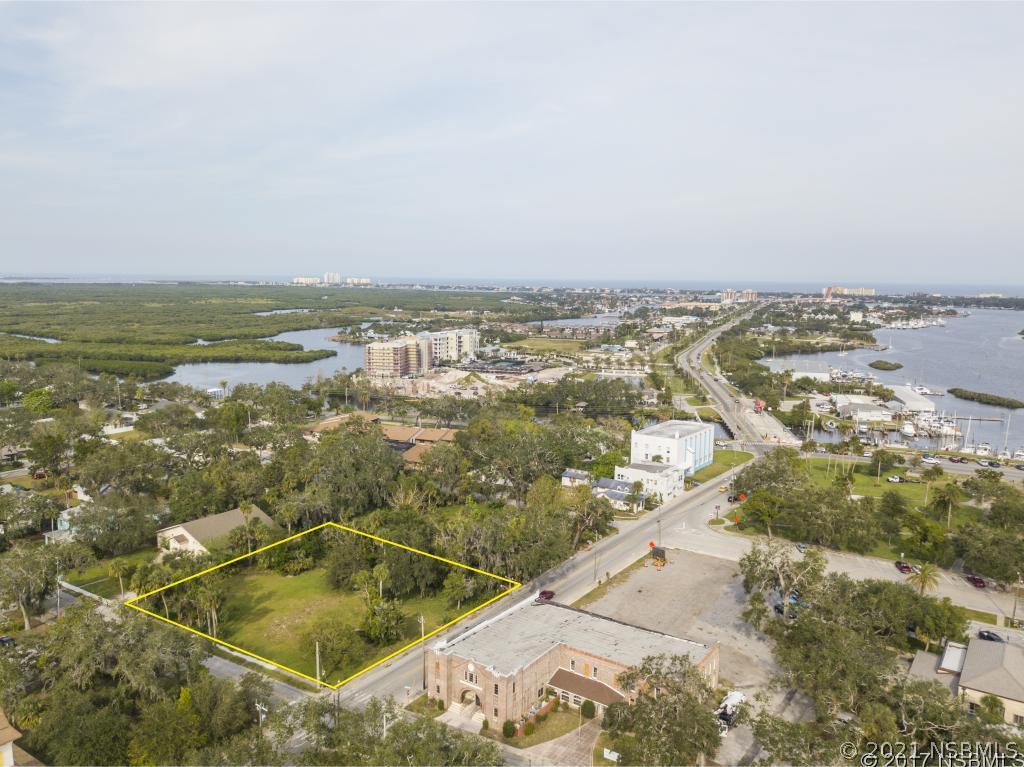 301 Faulkner St., New Smyrna Beach, FL 32168