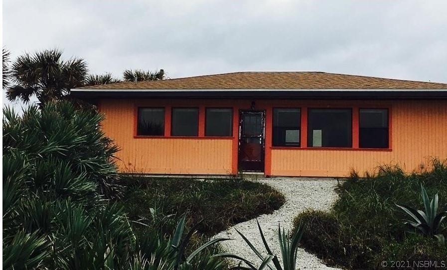 2105 Hill St., New Smyrna Beach, FL 32169