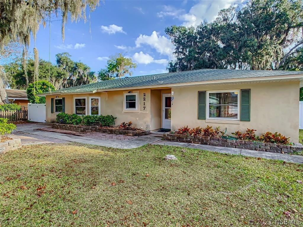 2217 Needle Palm Dr., Edgewater, FL 32141