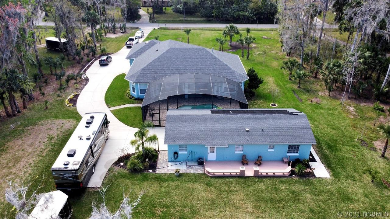 711 Wildwood Dr., New Smyrna Beach, FL 32168