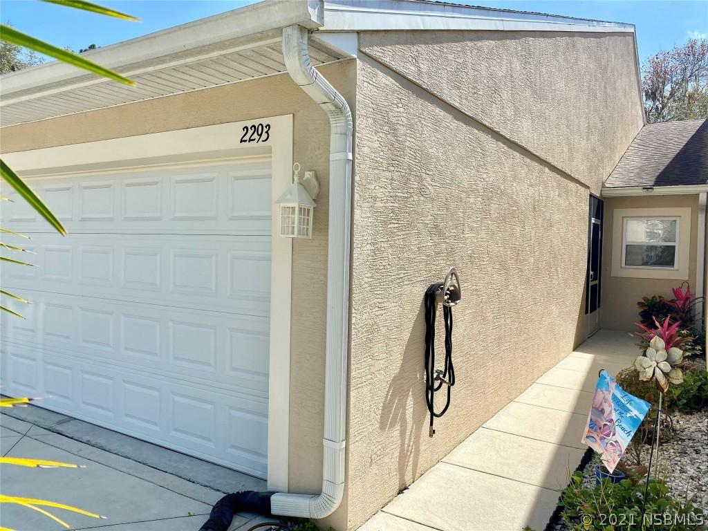 2293 Hawks Cove Cir., New Smyrna Beach, FL 32168
