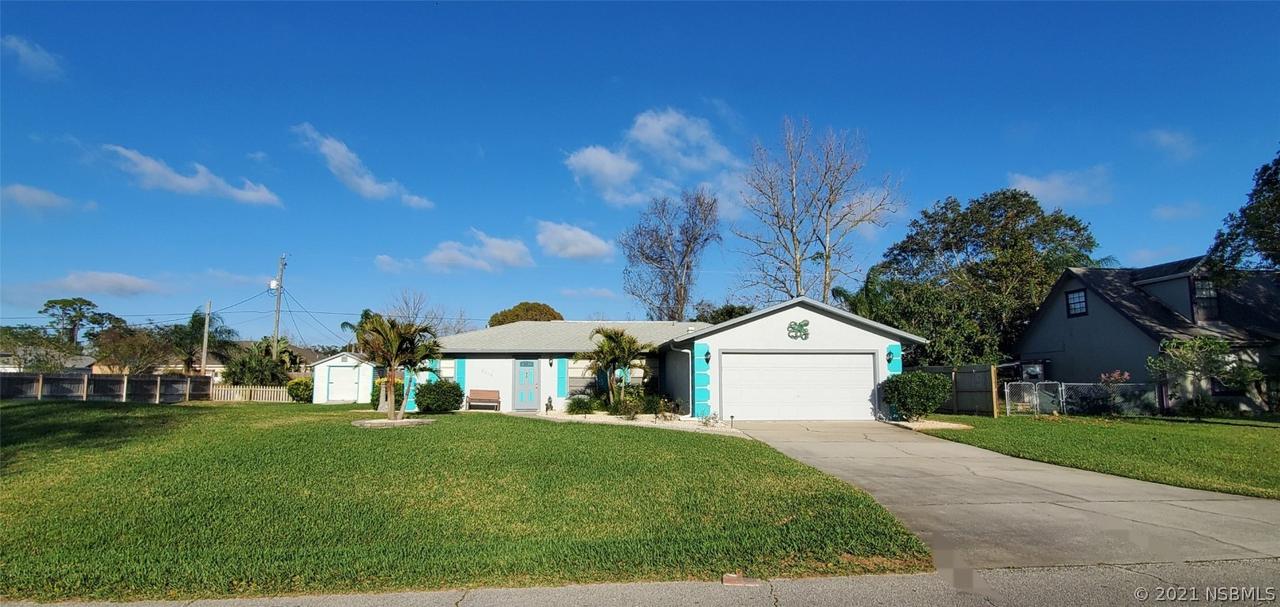 2219 Umbrella Tree Dr., Edgewater, FL 32141