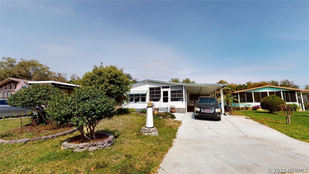 139 Indian River Dr., Edgewater, FL 32141