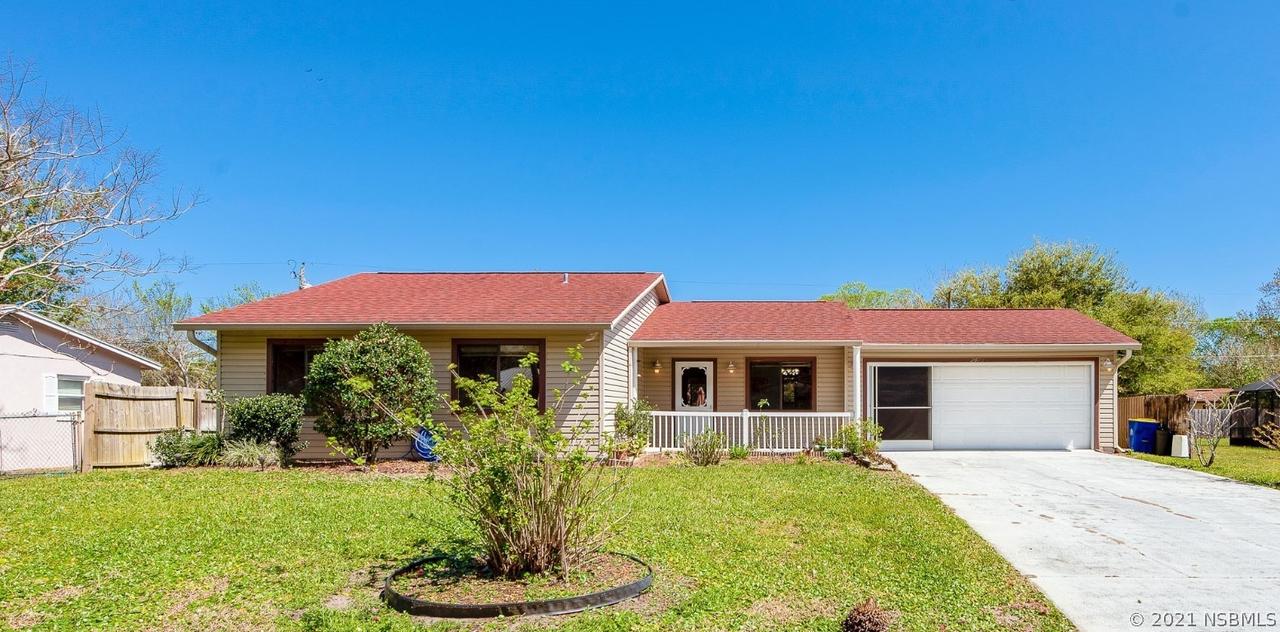 2025 Travelers Palm Dr., Edgewater, FL 32141