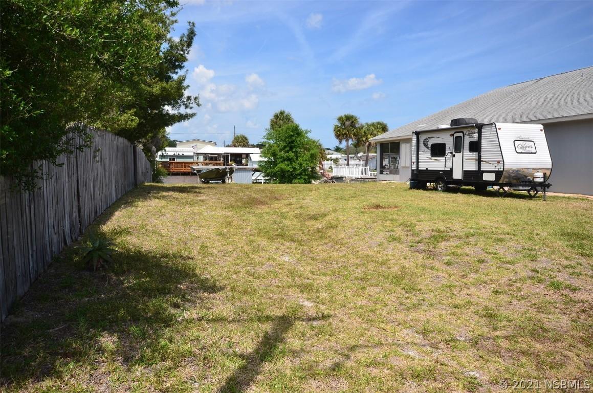 127 Douglas St., Edgewater, FL 32141