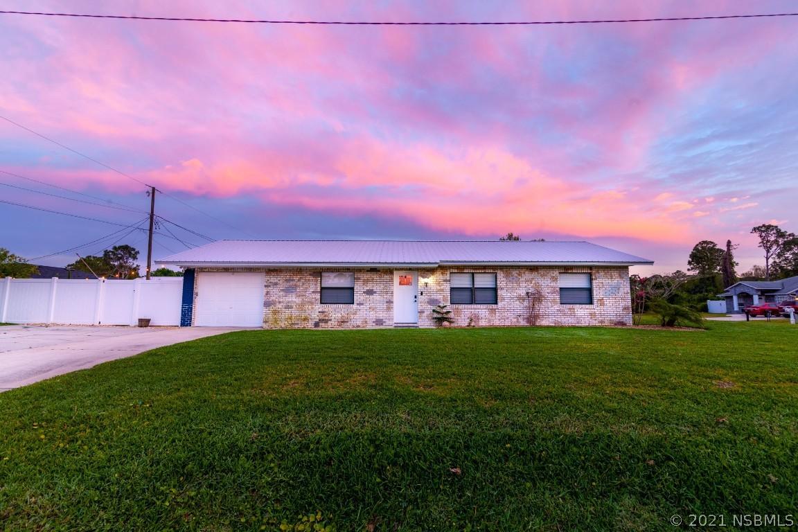 3203 Unity Tree Dr., Edgewater, FL 32141