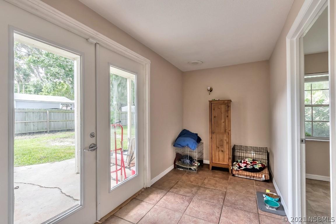 1924 Orange Tree Dr., Edgewater, FL 32132