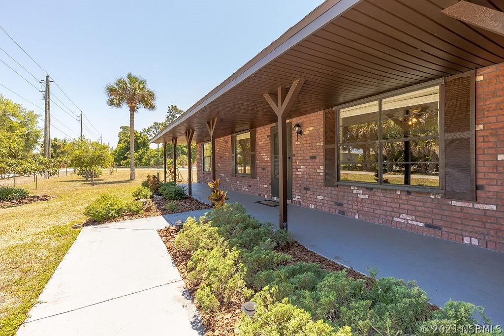 1940 Coco Palm Dr., Edgewater, FL 32141