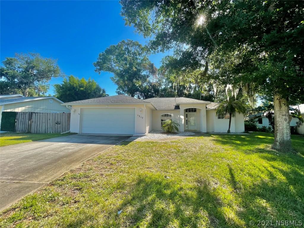1317 Queen Palm Dr., Edgewater, FL 32132