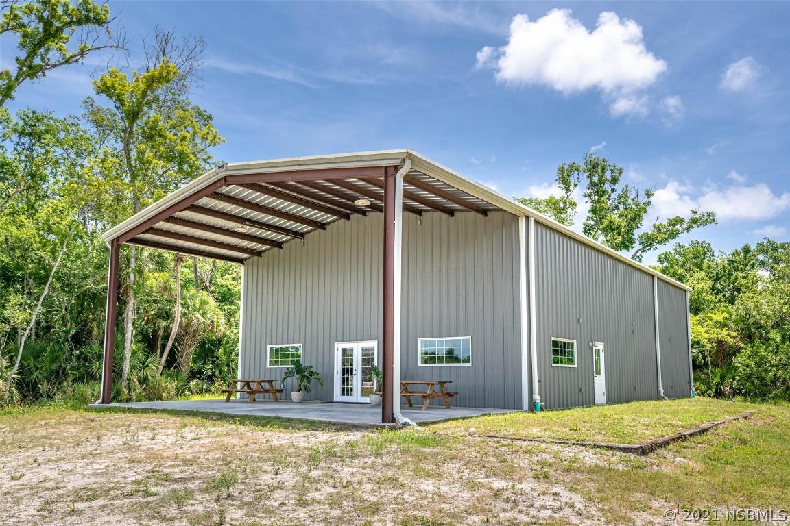 325 N Putnam Grove Rd., Oak Hill, FL 32759