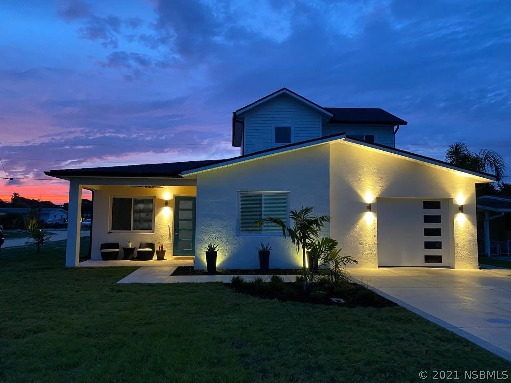 818 E 25th Ave., New Smyrna Beach, FL 32169