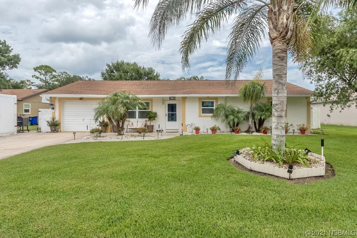 2717 Queen Palm Dr., Edgewater, FL 32141