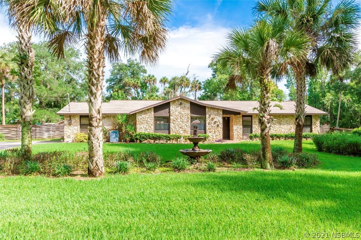 2209 Live Oak Dr., New Smyrna Beach, FL 32168