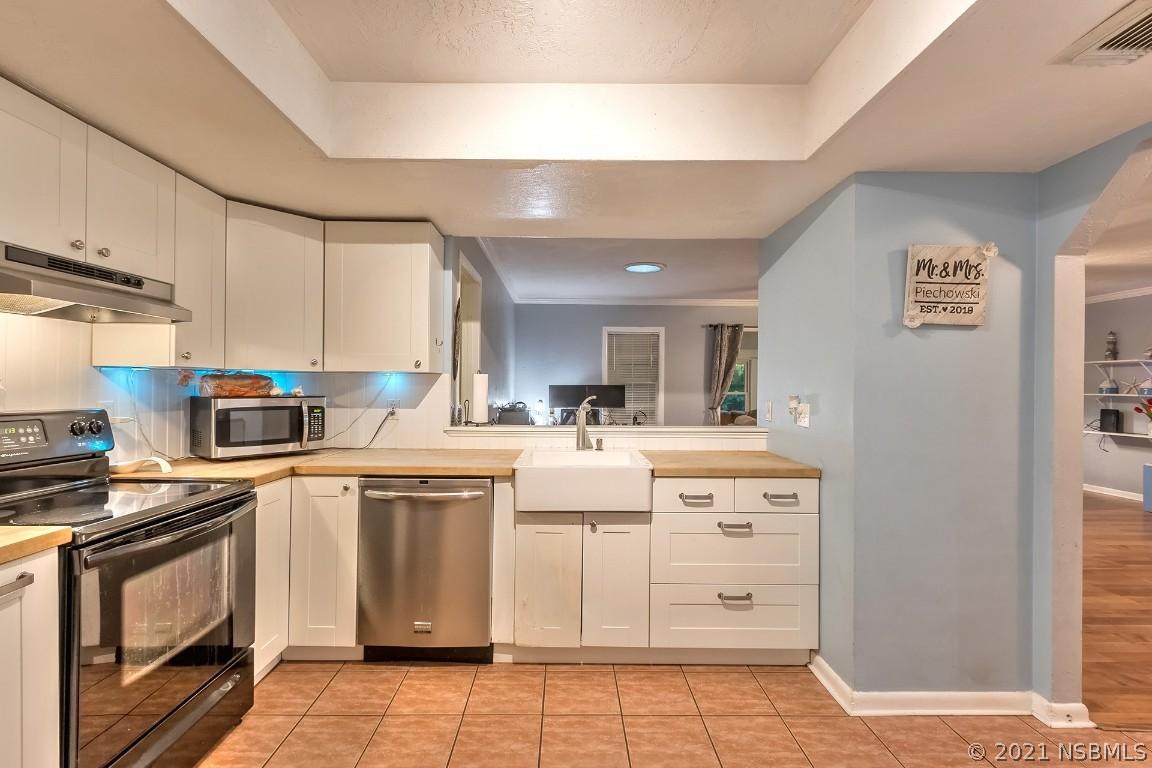 2937 Woodland Dr., Edgewater, FL 32141