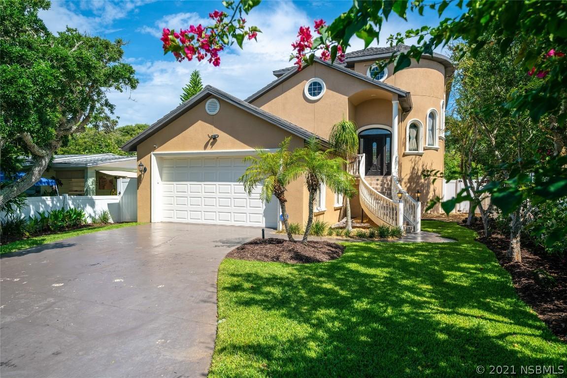 824 E 12th Ave., New Smyrna Beach, FL 32169