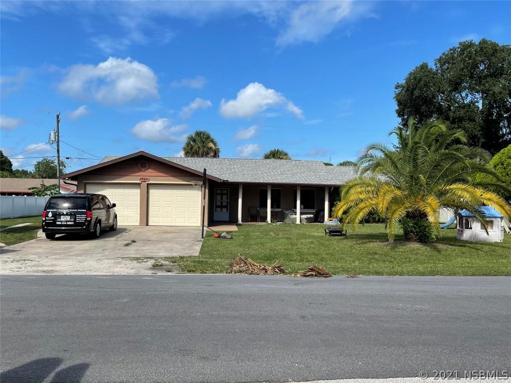 1864 Royal Palm Dr., Edgewater, FL 32141