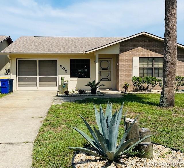 905 Egret Ct., Edgewater, FL 32141