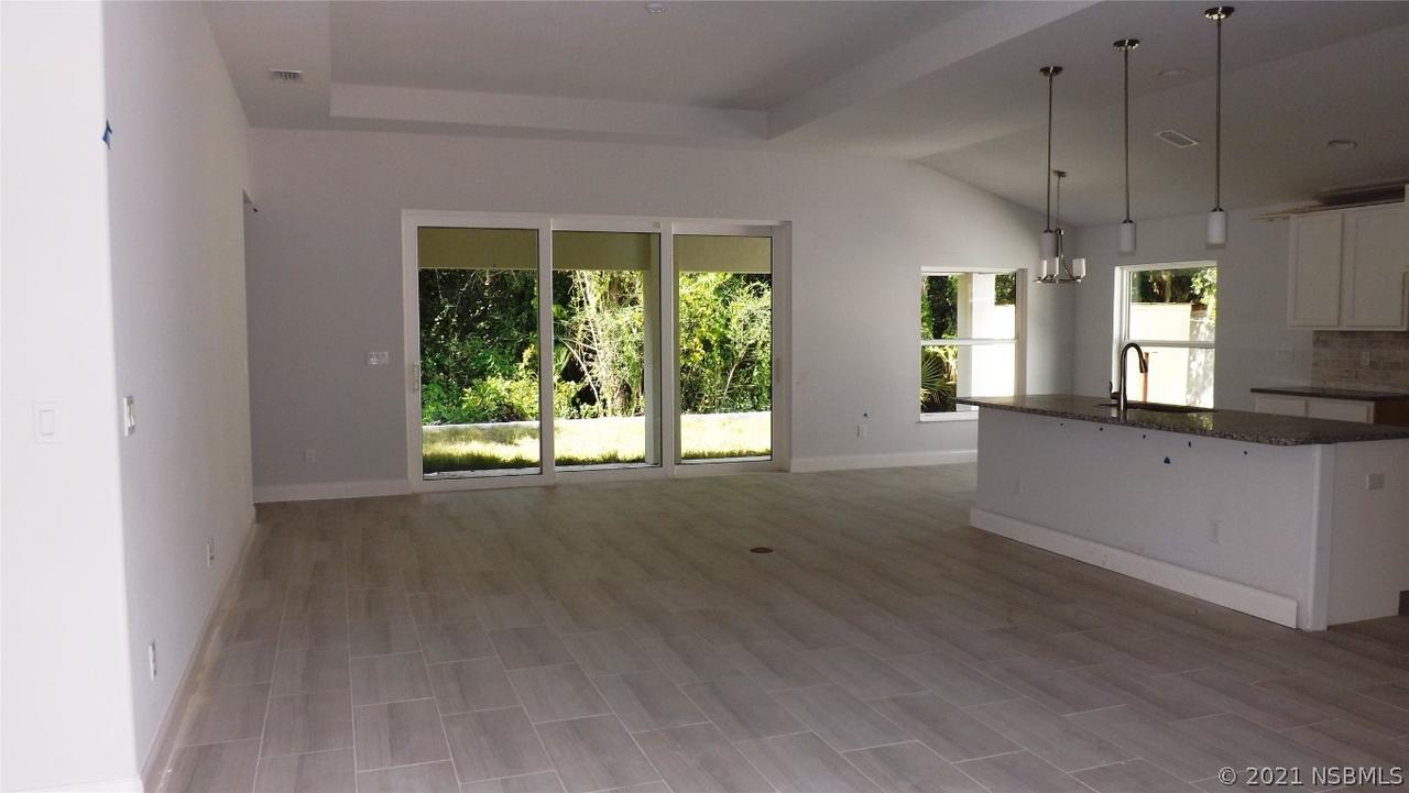 610 S Myrtle Ave., New Smyrna Beach, FL 32168