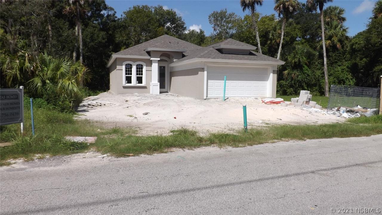 616 S Myrtle Ave., New Smyrna Beach, FL 32168