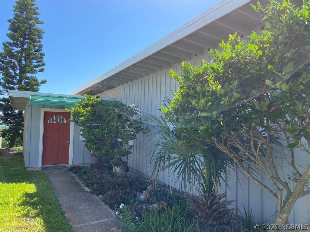 2305 Hill St., New Smyrna Beach, FL 32169