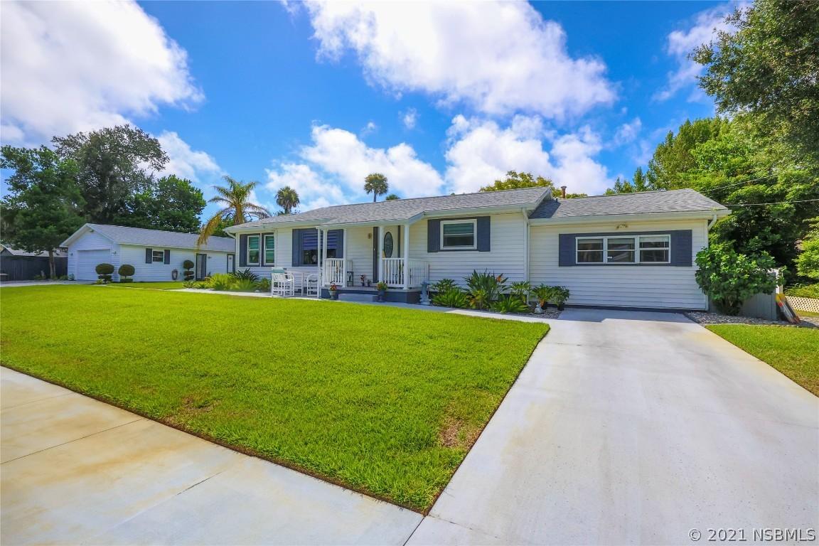 120 Riverview Dr., Edgewater, FL 32132