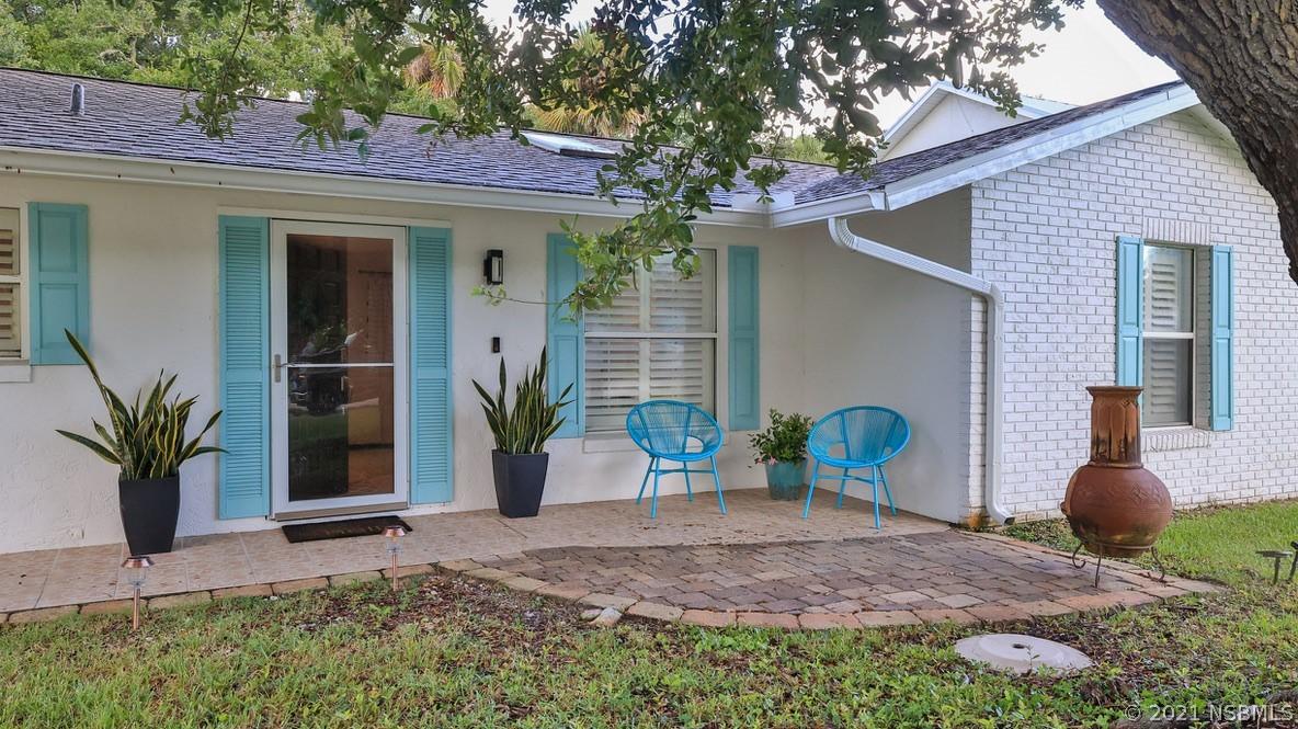 816 S Cooper St., New Smyrna Beach, FL 32169