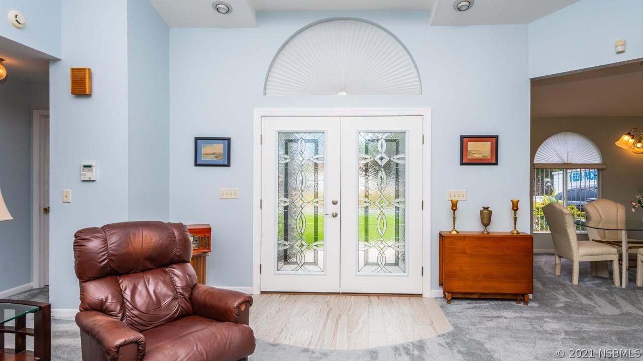2429 Royal Palm Dr., Edgewater, FL 32141
