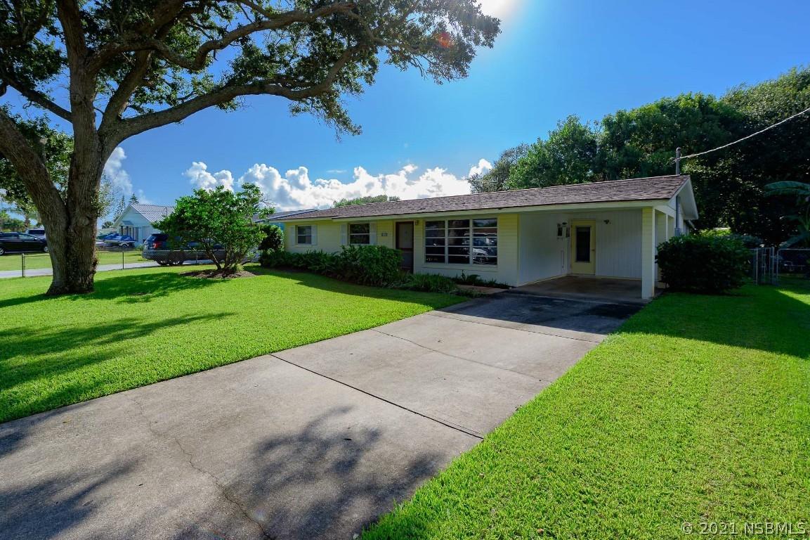 807 E 16th Ave., New Smyrna Beach, FL 32169