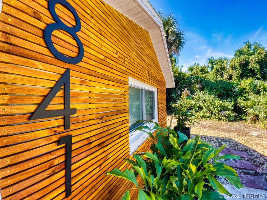 841 E 16th Ave., New Smyrna Beach, FL 32169