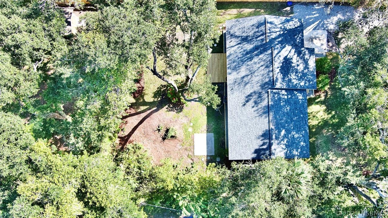 1381 James St., New Smyrna Beach, FL 32168