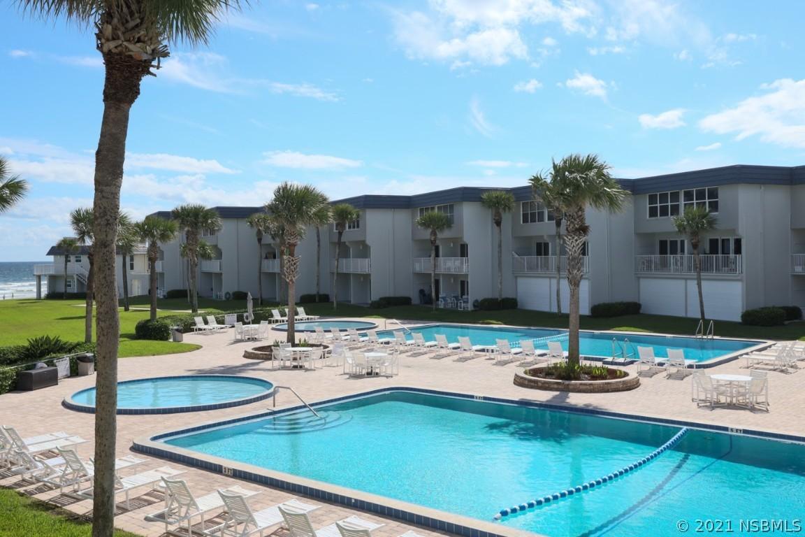 4841 Saxon Dr. #E204, New Smyrna Beach, FL 32169