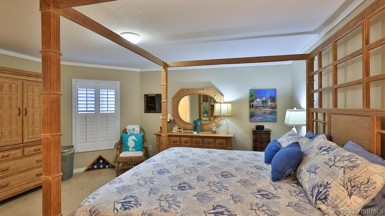 320 Windhaven Ln., New Smyrna Beach, FL 32168