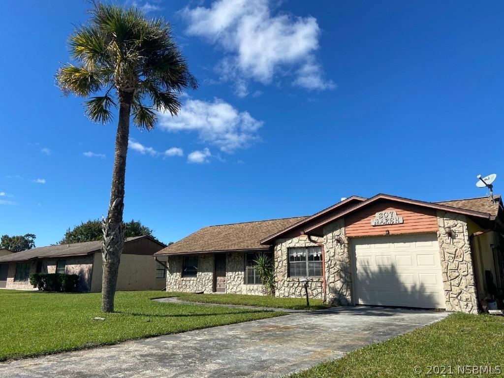 307 Wildwood Dr., Edgewater, FL 32132