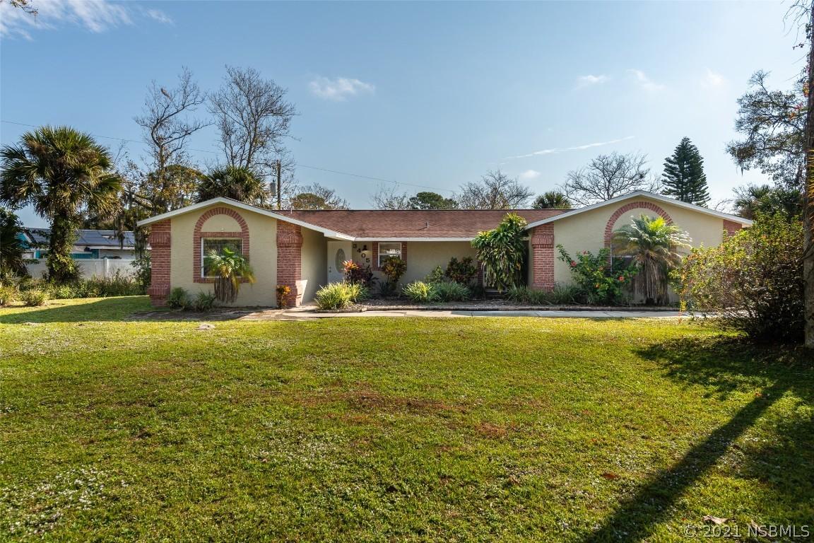 3405 Woodland Dr., Edgewater, FL 32141