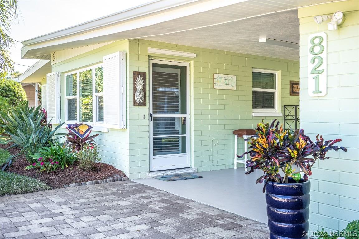 821 E 2nd Ave., New Smyrna Beach, FL 32169
