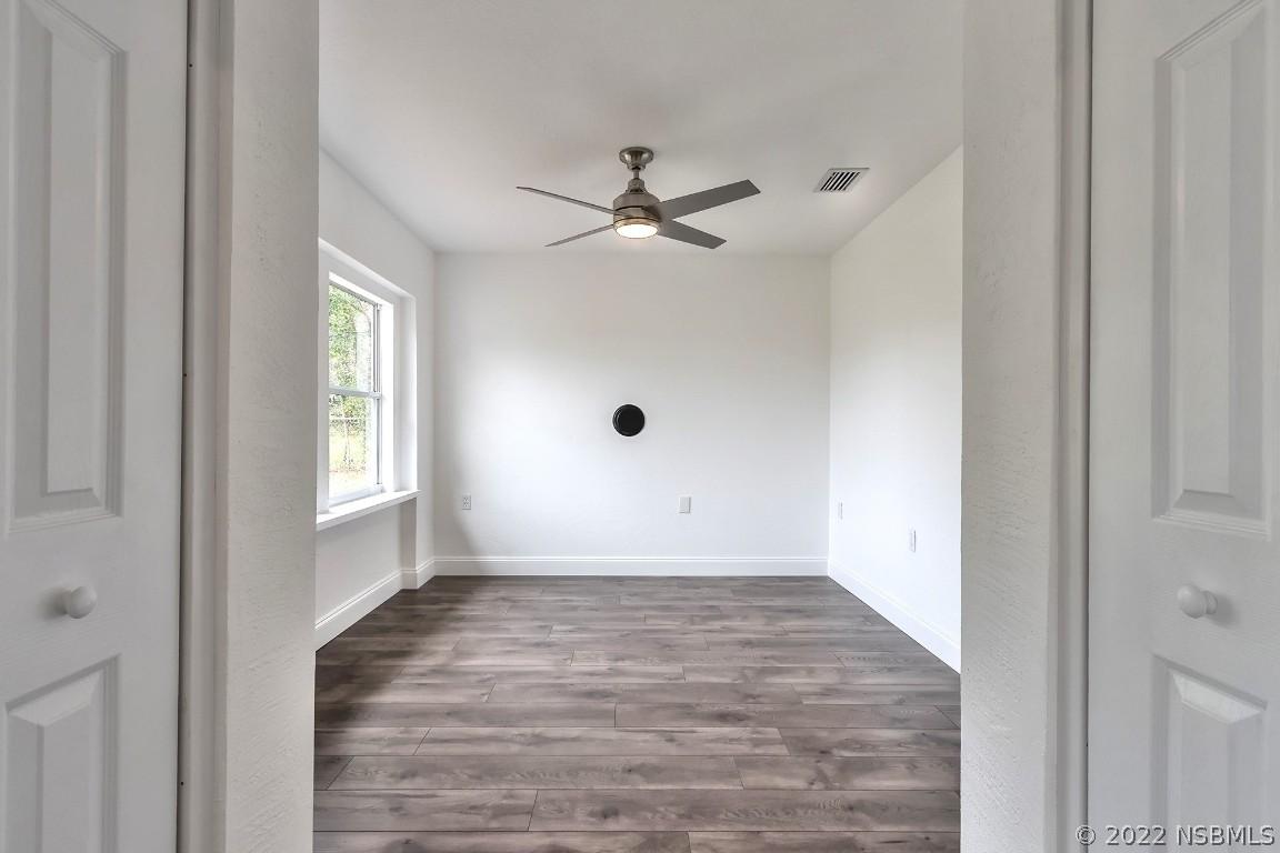15 Silver Cir., Edgewater, FL 32141