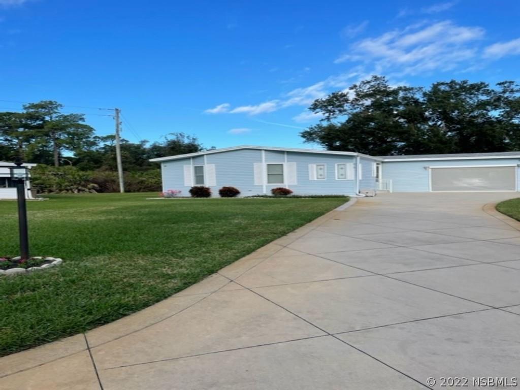 619 Mooring Ln., Edgewater, FL 32141