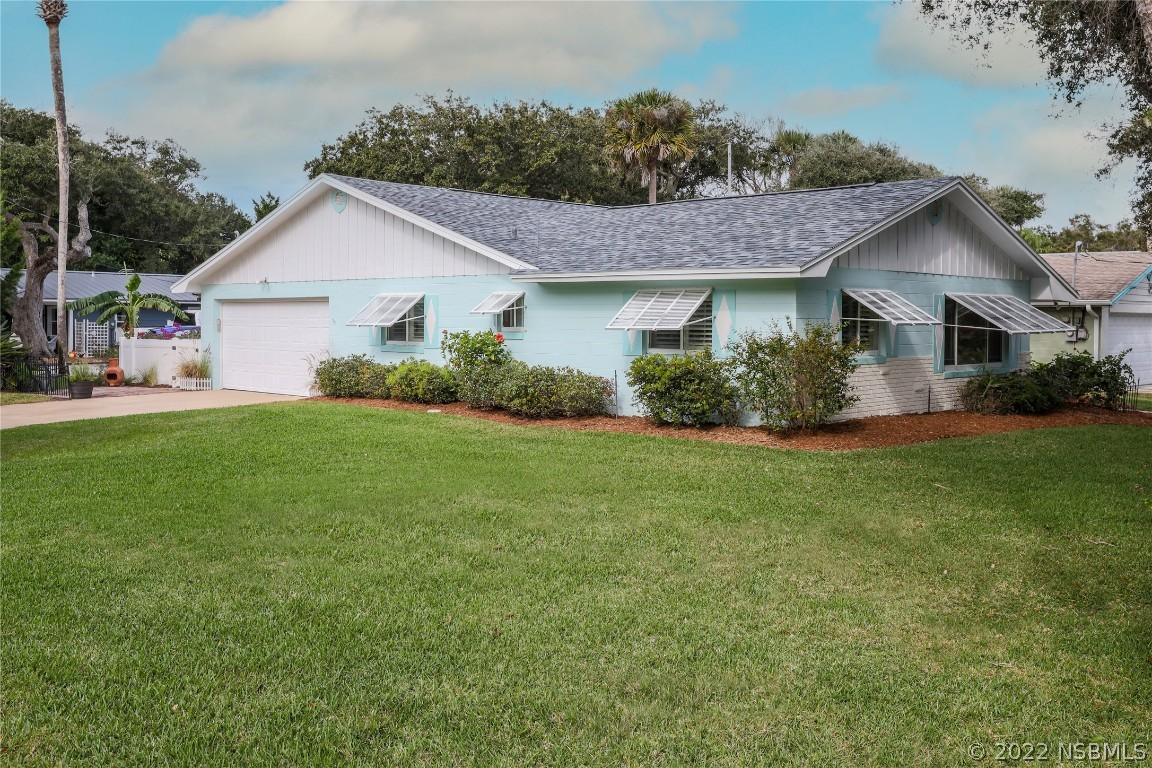 512 Yupon St., New Smyrna Beach, FL 32169