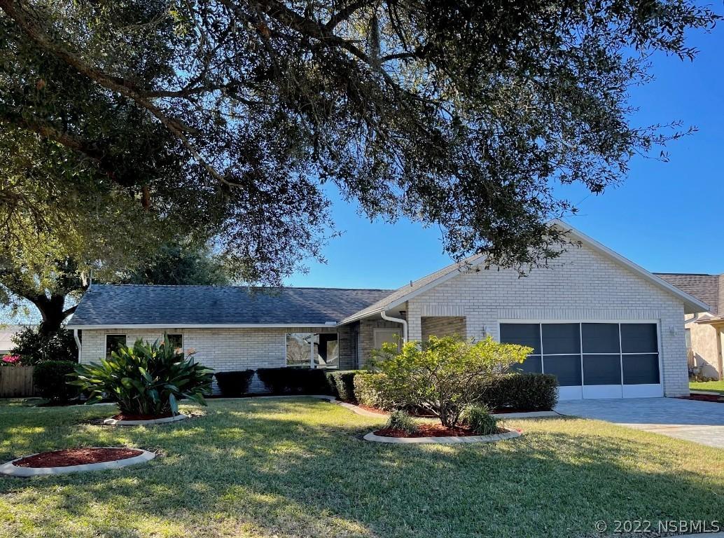 236 Meadow Lake Dr., Edgewater, FL 32141