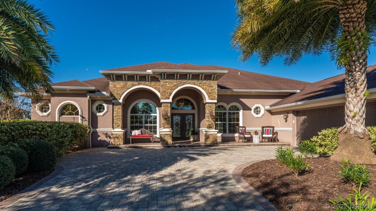 568 Luna Bella Ln., New Smyrna Beach, FL 32168