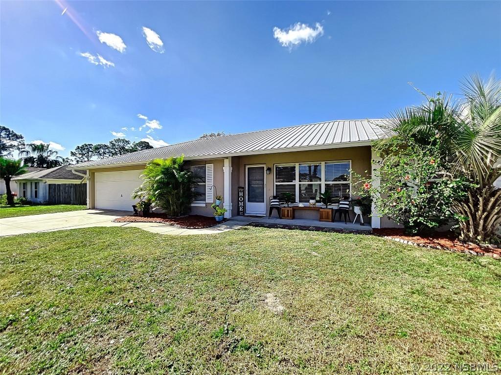 3324 Royal Palm Dr., Edgewater, FL 32141