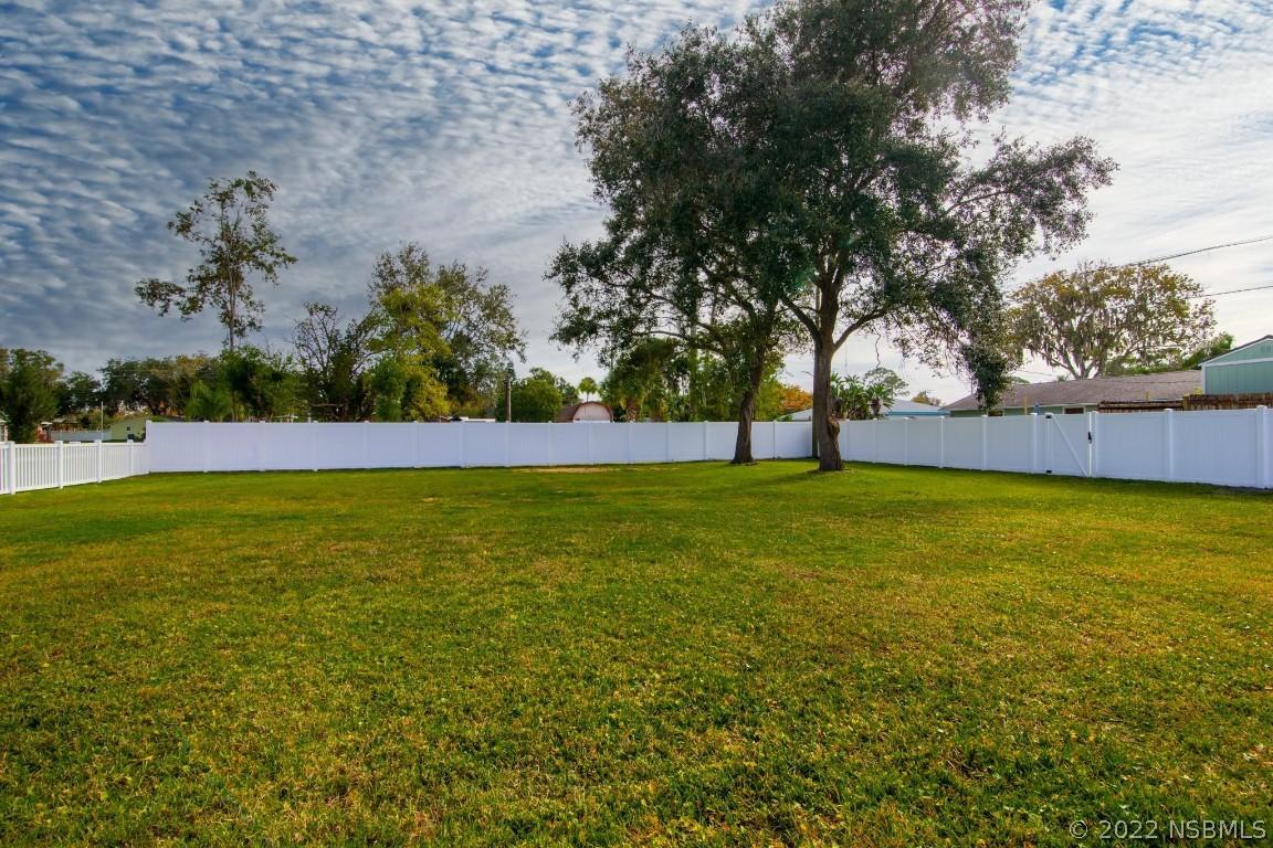 2318 Victory Palm Dr., Edgewater, FL 32141
