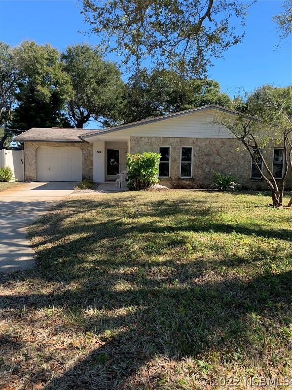 705 S Cooper St., New Smyrna Beach, FL 32169