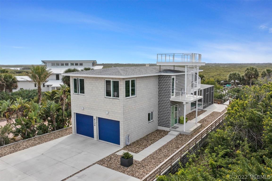 6126 Turtlemound Rd., New Smyrna Beach, FL 32169