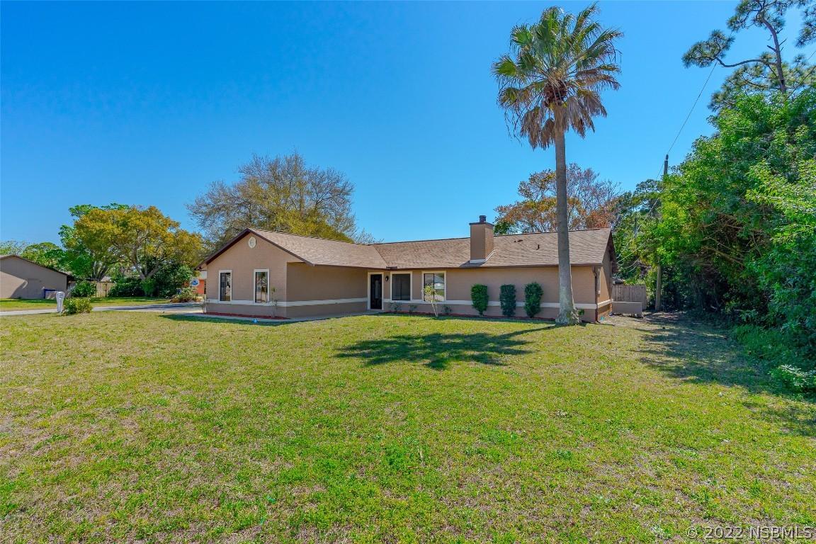1842 Evergreen Dr., Edgewater, FL 32141